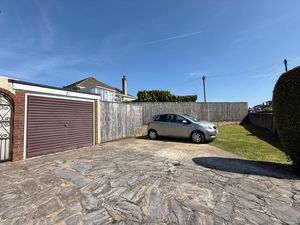 Photo 8- click for photo gallery